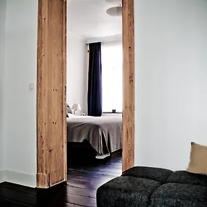 House Ninety Bed and breakfast