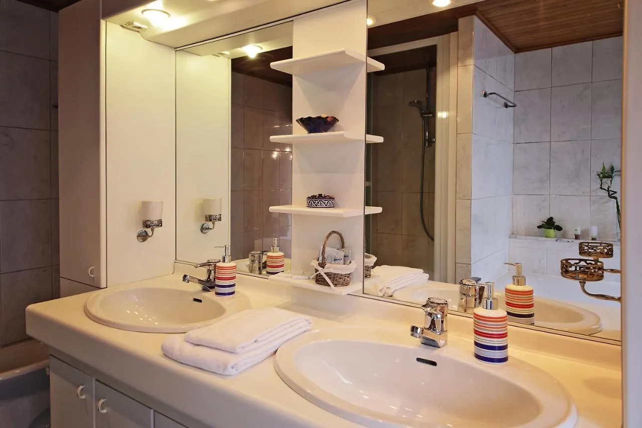 فندق مبيت وإفطار بروكسل B&B Le Lys D'Or